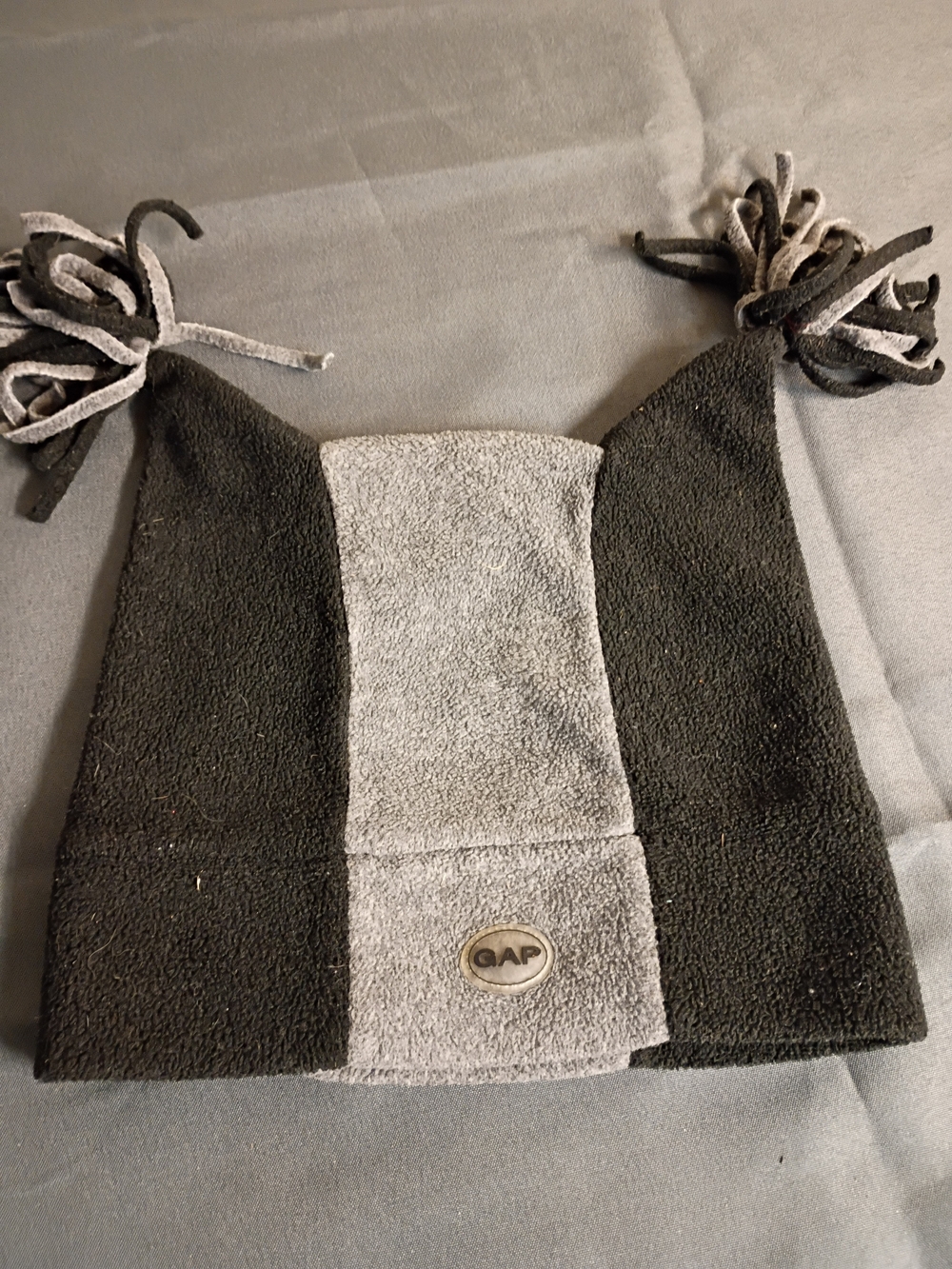 GAP Kids Two-Tone Gray Fleece Hat